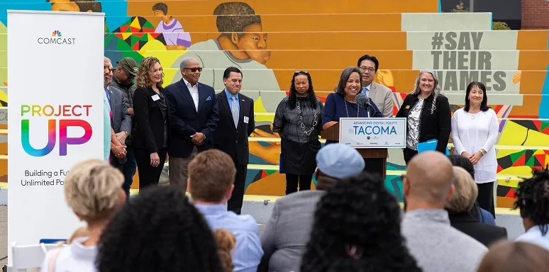 Mayor Victoria Woodards